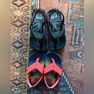 Two pairs of reef flip flops - toddler 8 & 10